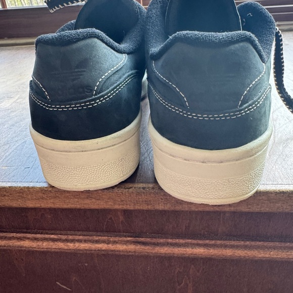 Adidas Rivalry Low - Picture 10 of 12